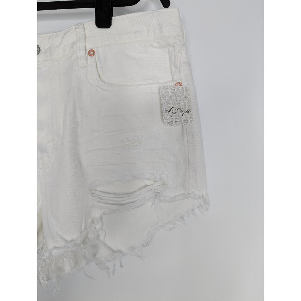 Free People White Distressed Cutoff Shorts We The Free Loving Good Vibrations - Picture 6 of 10